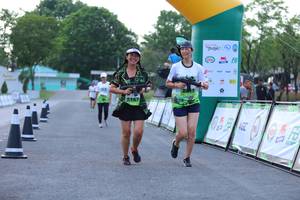 BIB: 2167
                            <button type="button" onclick="openModal(3656726)" class="btn btn-primary btn-sm float-right btn-popup" data-toggle="modal" data-target=".modal-high-quality">
                        <i class="fas fa-shopping-cart"></i> Add to Cart
                    </button>
                                            <button type="button" onclick="isThisMe(3656726, true)" class="btn btn-success btn-sm float-right btn-popup btn-isme hidden" data-toggle="tooltip" data-placement="bottom" title="นี่คือรูปของคุณใช่ไหม คลิกที่นี่เพื่อเอาเข้าอัลบั้ม">
                        <i class="fas fa-plus"></i> Add to album
                    </button>
                    <button type="button" onclick="isThisMe(3656726, false)" class="btn btn-warning btn-sm float-right btn-popup btn-isnotme hidden">
                        <i class="fas fa-ban"></i> Remove from album
                    </button>